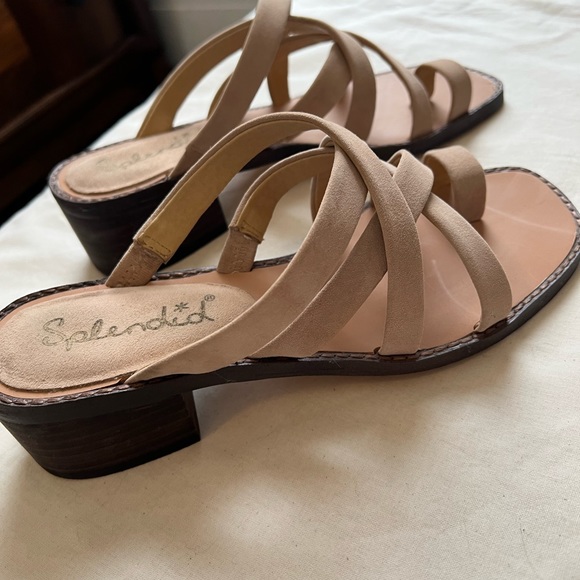 Splendid sandals. - Picture 3 of 4